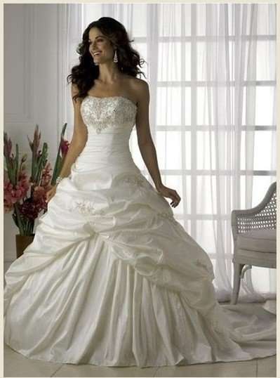 Stunning Ball Gown Wedding Dress